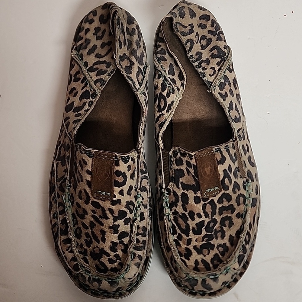 Ariat brown & black leopard print slip-on flats sz 8B Comfortable Minimalist WOW